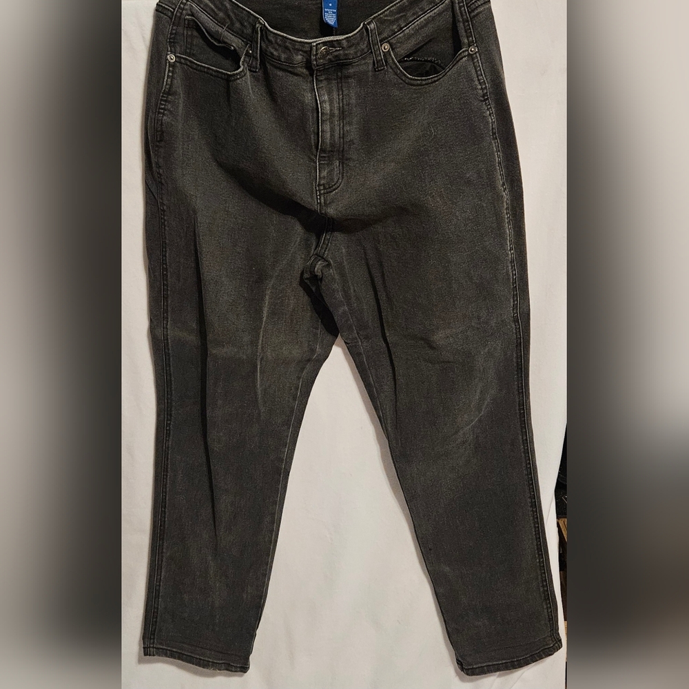 Arizona Jean Company Black Ankle Cropped Jeans